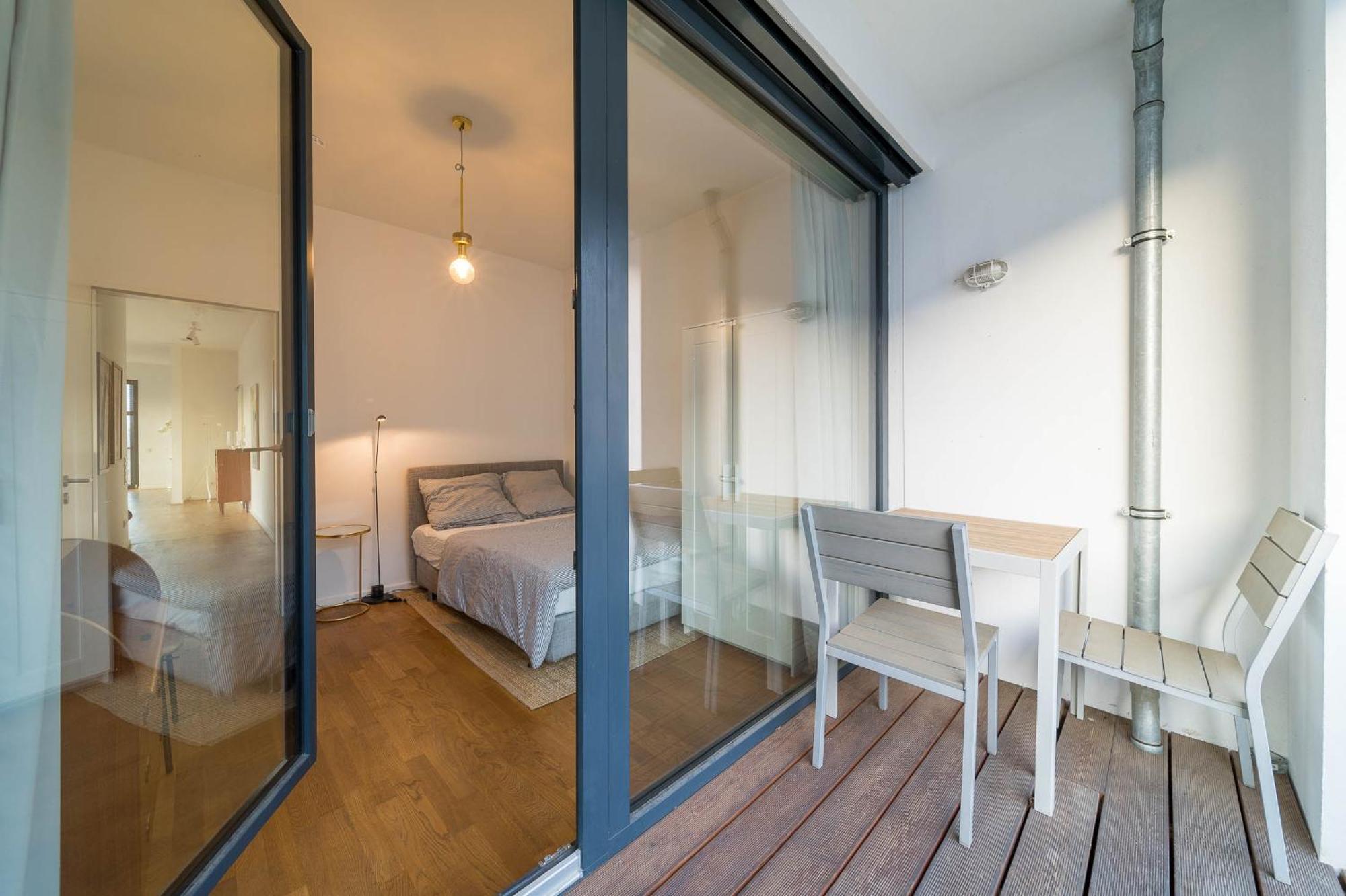 2 Bedroom Mauerpark-Apartment, Berlin Mitte View Calendar Exterior photo