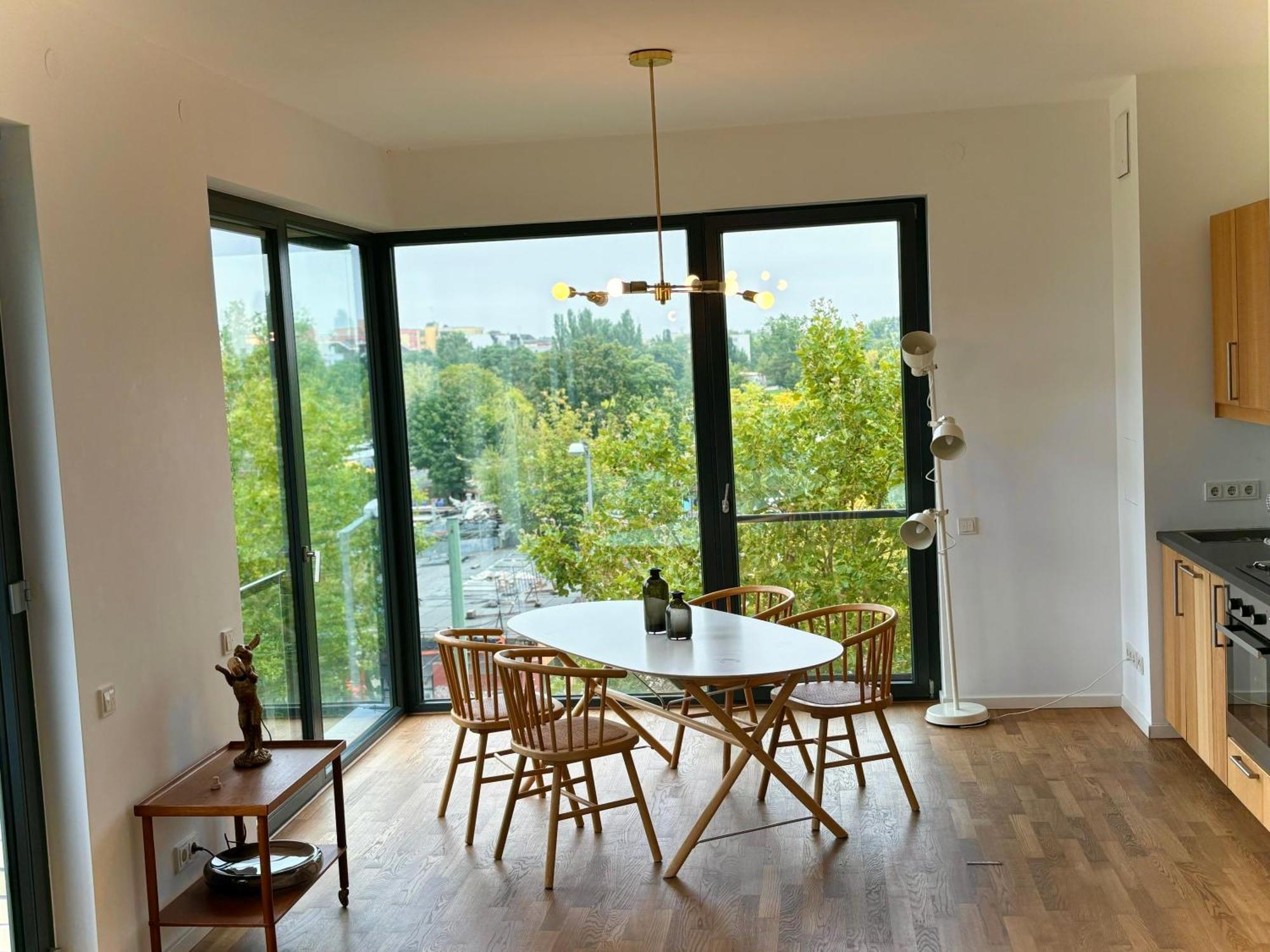 2 Bedroom Mauerpark-Apartment, Berlin Mitte View Calendar Exterior photo